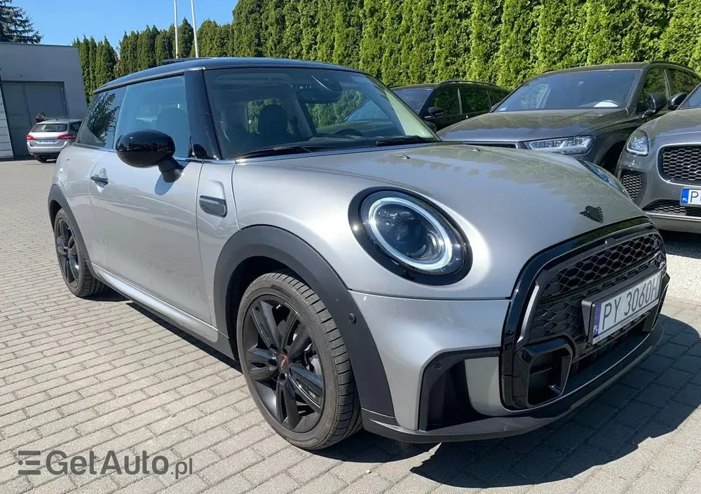 MINI Cooper John Works Trim