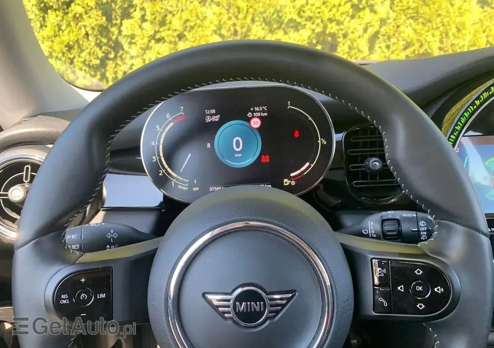 MINI Cooper John Works Trim