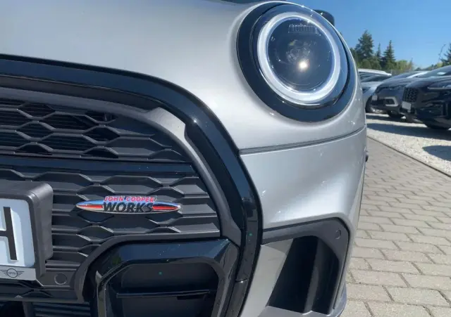 MINI Cooper John Works Trim