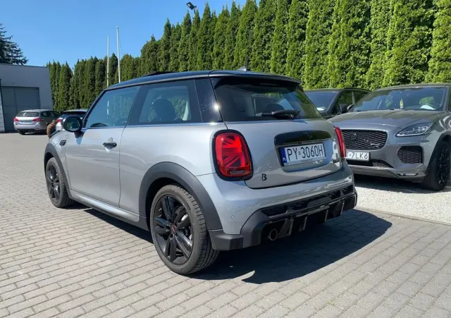 MINI Cooper John Works Trim