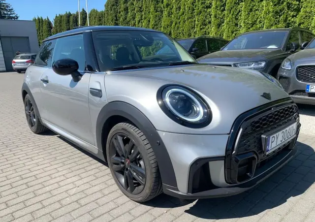 MINI Cooper John Works Trim