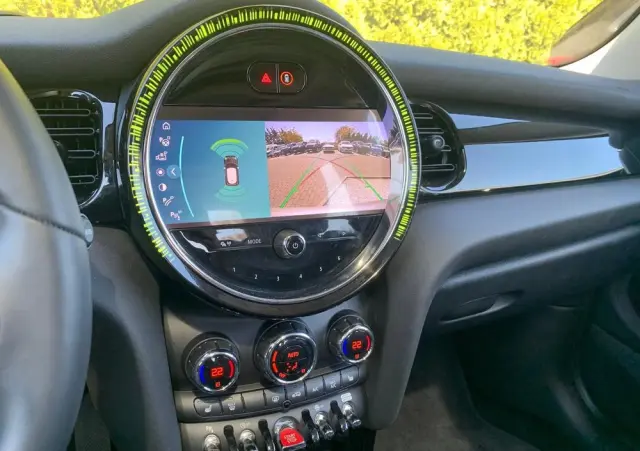 MINI Cooper John Works Trim