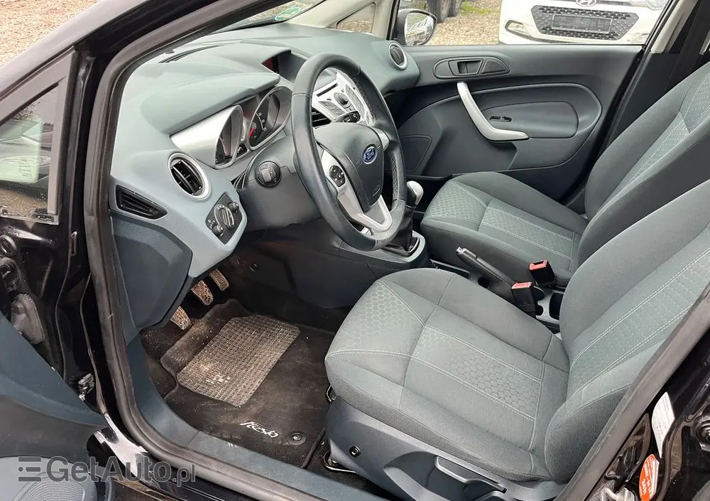 FORD Fiesta 1.25 Titanium