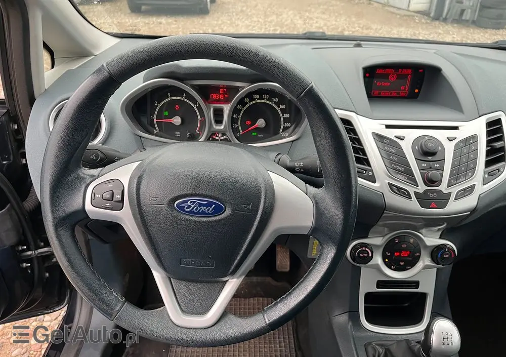 FORD Fiesta 1.25 Titanium