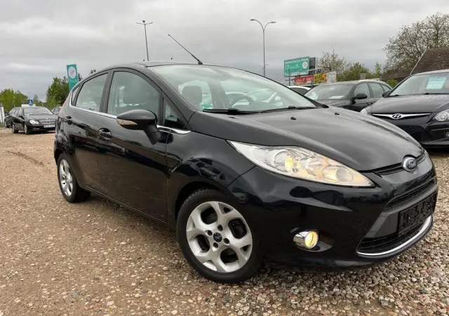 FORD Fiesta 1.25 Titanium