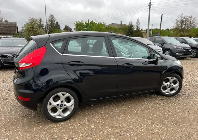 FORD Fiesta 1.25 Titanium