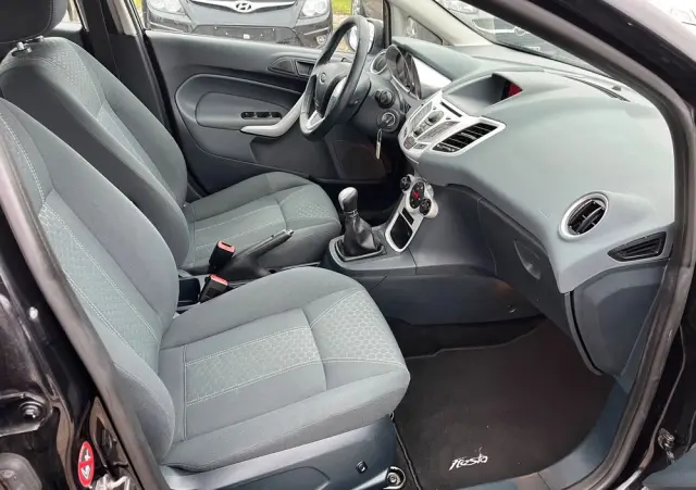 FORD Fiesta 1.25 Titanium