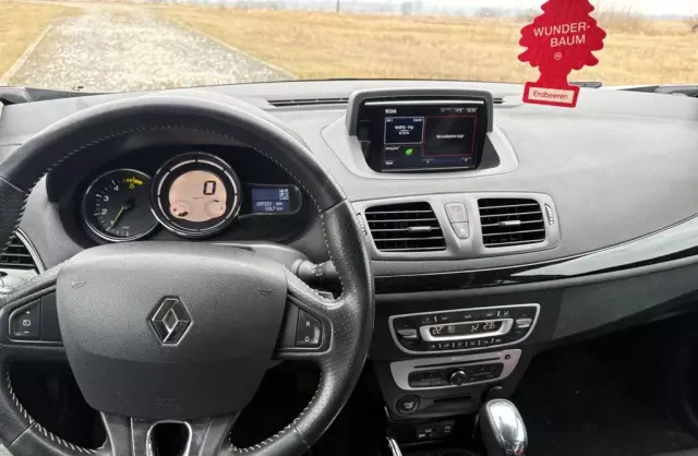 RENAULT Megane 