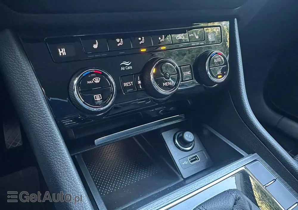 SKODA Superb 2.0 TSI Style DSG