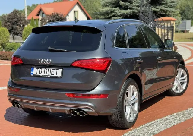 AUDI SQ5 