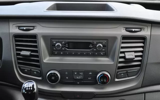 FORD TRANSIT L3 7 OSOBOWY FABRYCZNIE NOWY !!! DOSTĘPNY OD RĘKI !!! DOKA DUBEL KABINA PODWÓJNA KABINA + SKRZYNIA HAK 