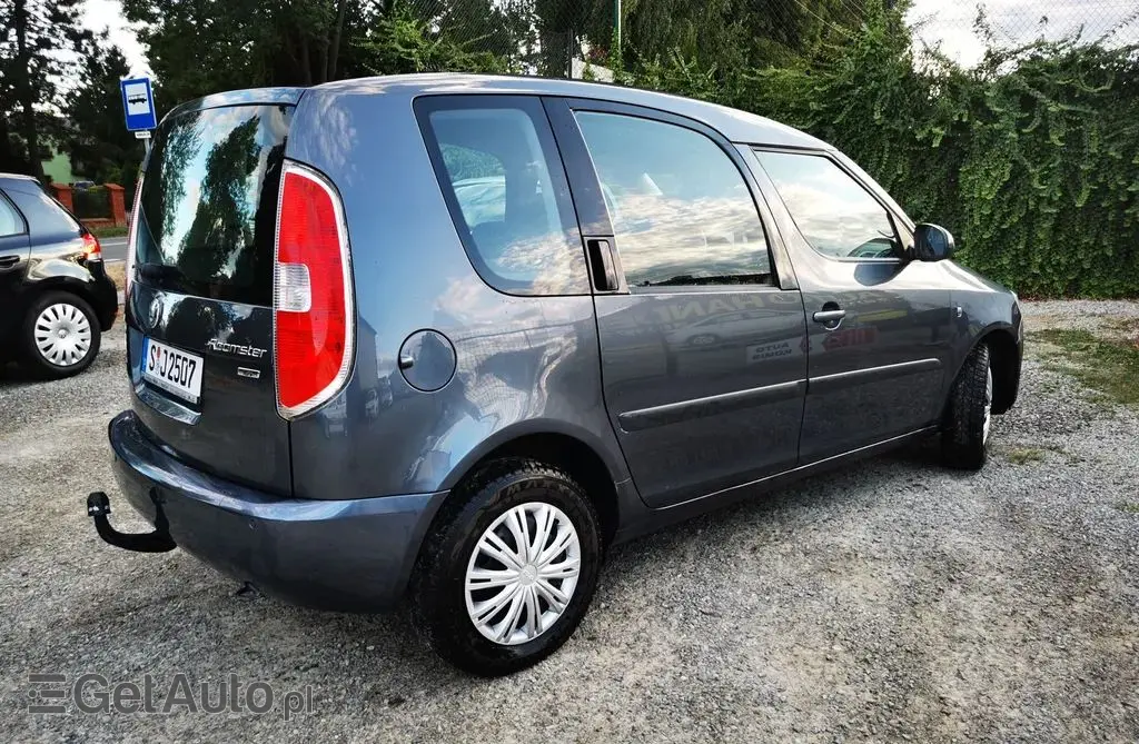 SKODA Roomster 