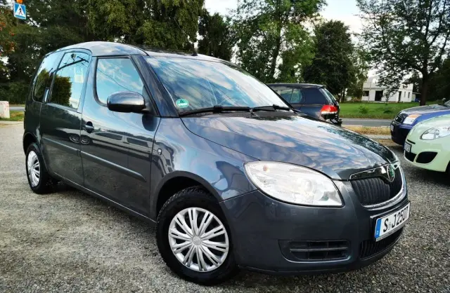 SKODA Roomster 