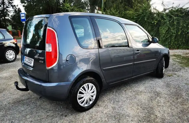 SKODA Roomster 