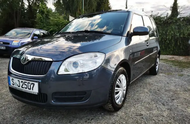 SKODA Roomster 