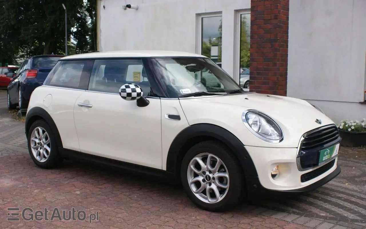 MINI Cooper Standard