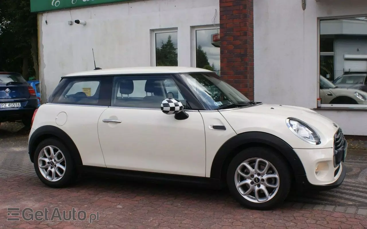 MINI Cooper Standard