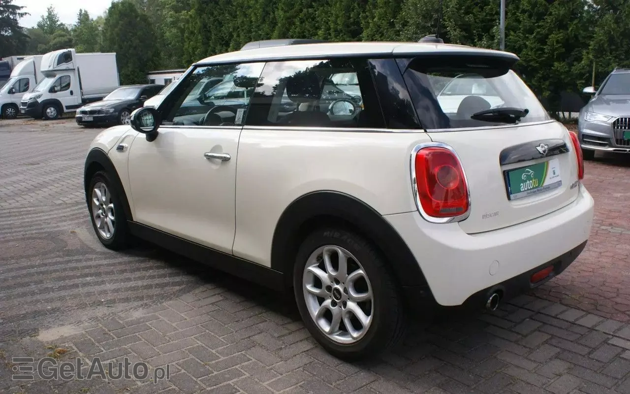 MINI Cooper Standard