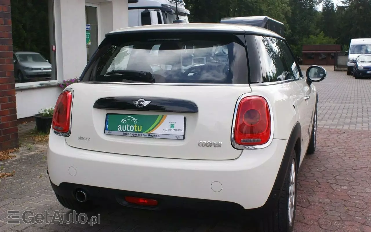 MINI Cooper Standard