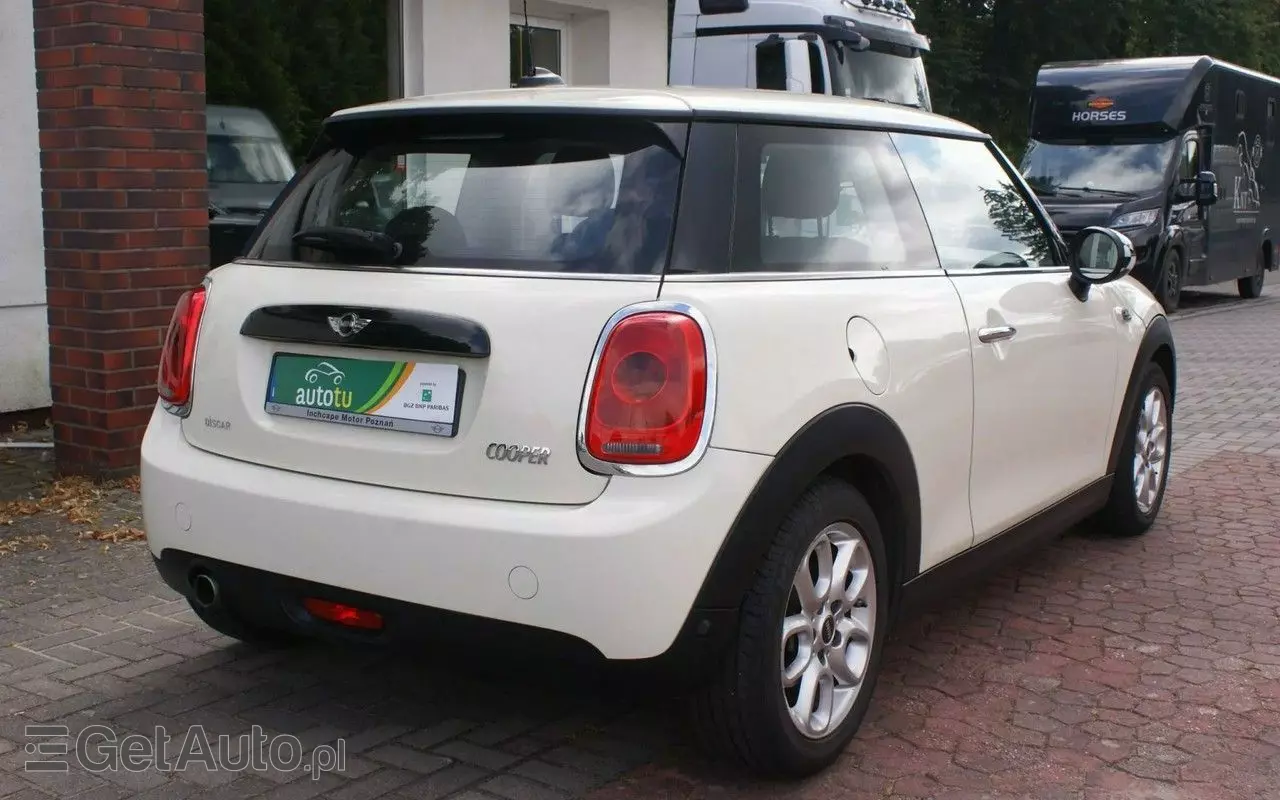 MINI Cooper Standard