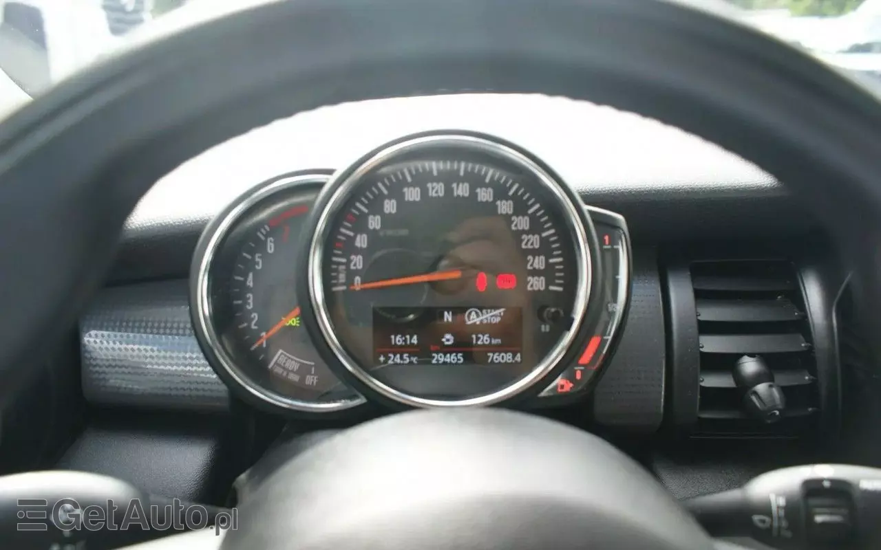 MINI Cooper Standard