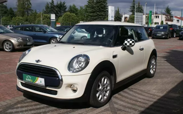 MINI Cooper Standard