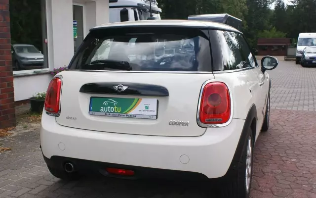 MINI Cooper Standard