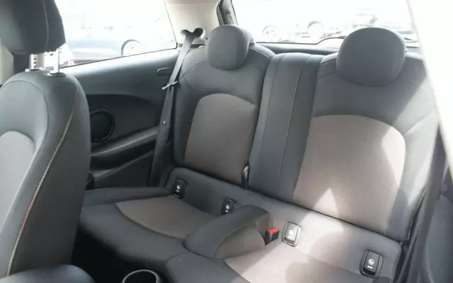 MINI Cooper Standard