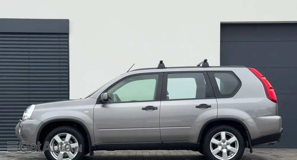 NISSAN X-Trail 2.0 4x4 XE