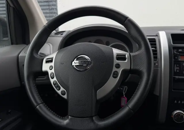 NISSAN X-Trail 2.0 4x4 XE