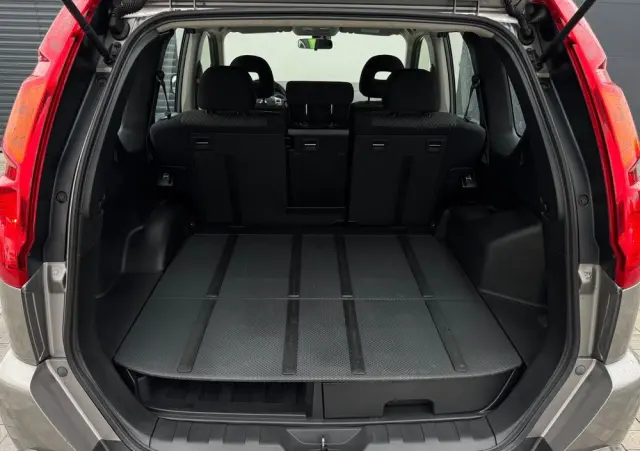 NISSAN X-Trail 2.0 4x4 XE
