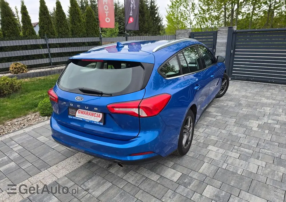 FORD Focus 1.0 EcoBoost STart-Stopp-System TITANIUM