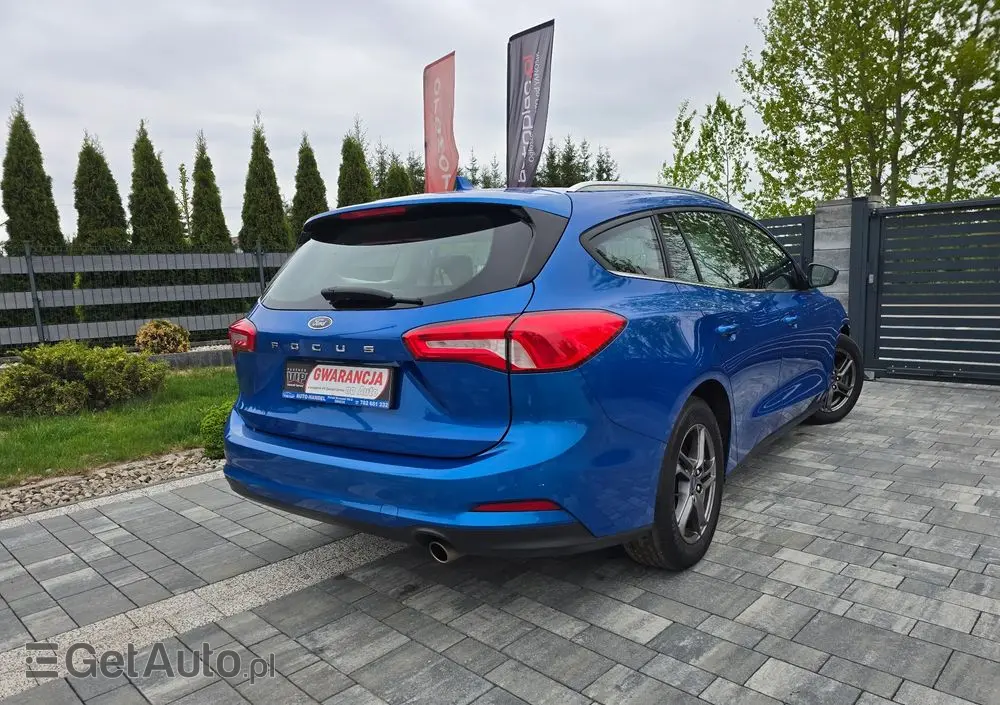 FORD Focus 1.0 EcoBoost STart-Stopp-System TITANIUM