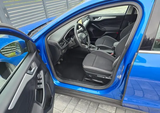 FORD Focus 1.0 EcoBoost STart-Stopp-System TITANIUM