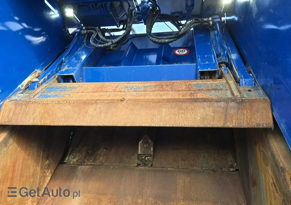 DAF LF 2011 Śmieciarka MOL PUSHER 2000 