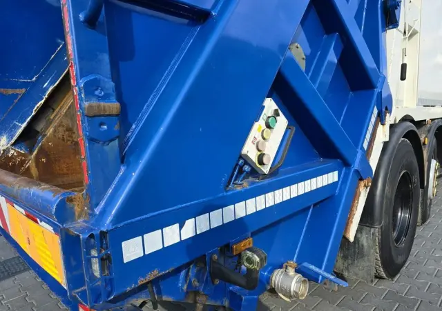 DAF LF 2011 Śmieciarka MOL PUSHER 2000 