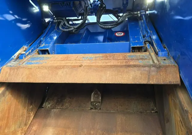 DAF LF 2011 Śmieciarka MOL PUSHER 2000 