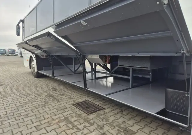 BOVA FUTURA FLD13 / SPROWADZONA / 241 000 KM / EURO 5 