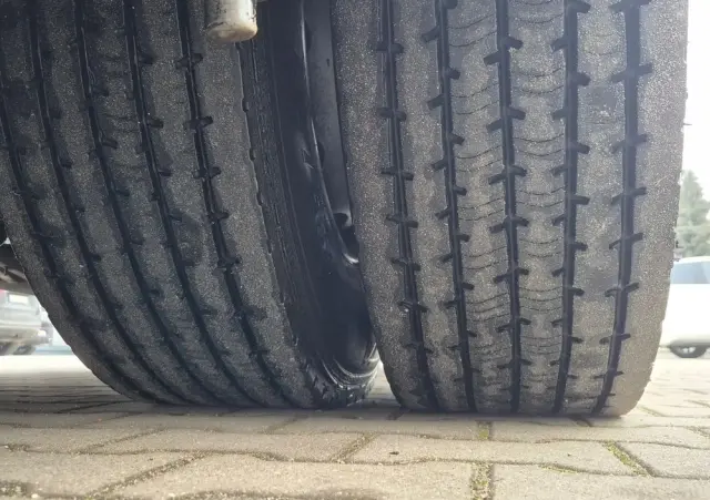 BOVA FUTURA FLD13 / SPROWADZONA / 241 000 KM / EURO 5 