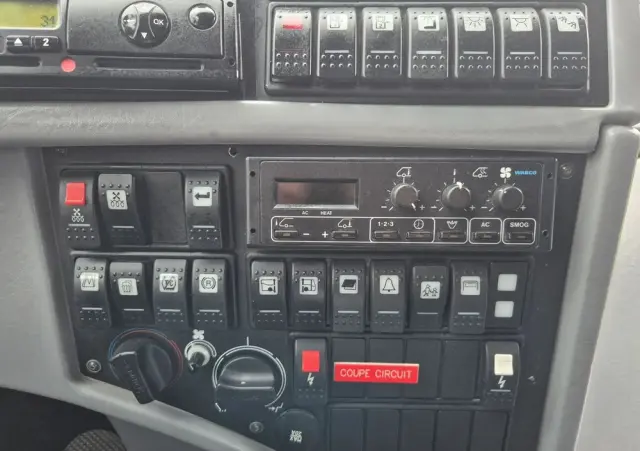 BOVA FUTURA FLD13 / SPROWADZONA / 241 000 KM / EURO 5 