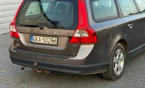 VOLVO V70 