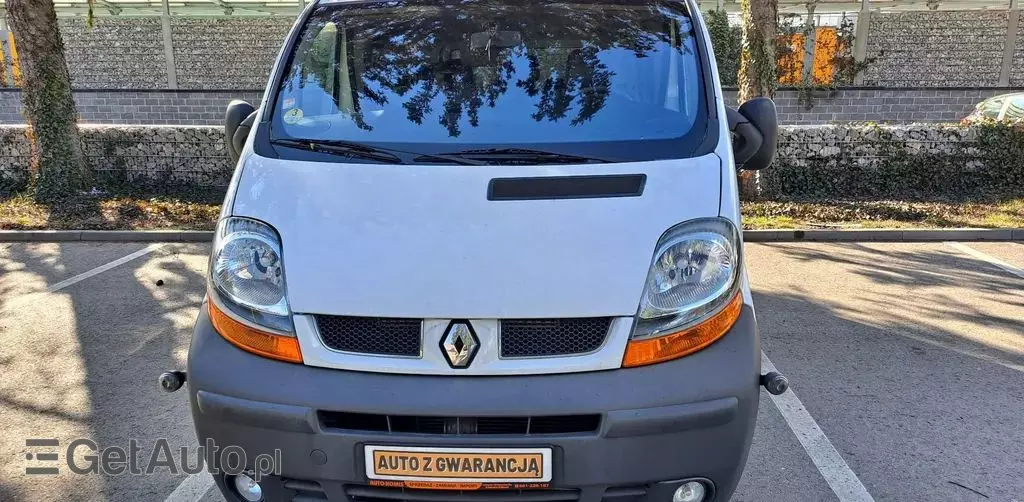 RENAULT Trafic 