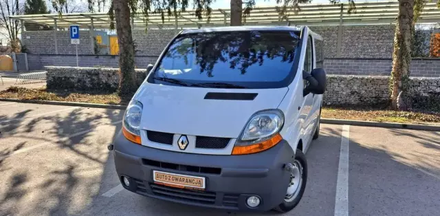 RENAULT Trafic 