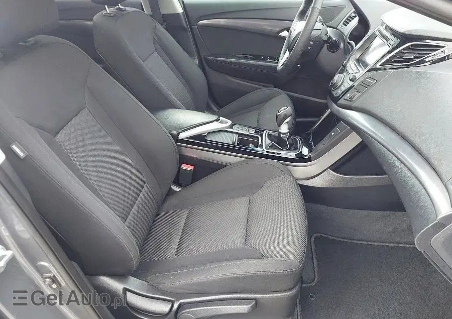 HYUNDAI I40 I40cw 2.0 Premium