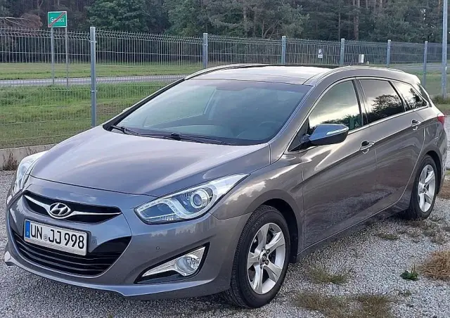 HYUNDAI I40 I40cw 2.0 Premium