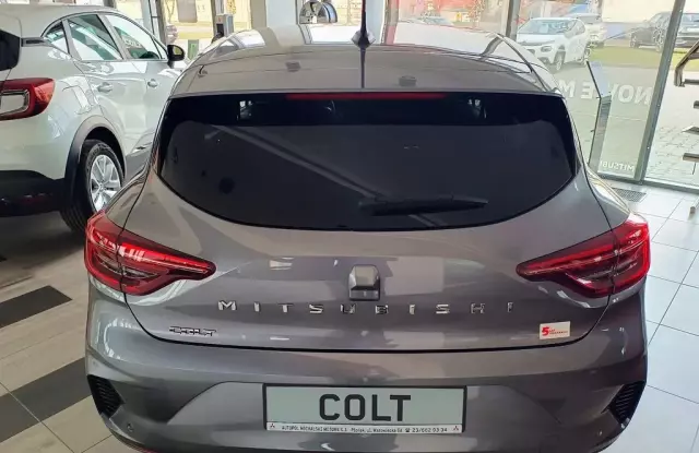 MITSUBISHI Colt 