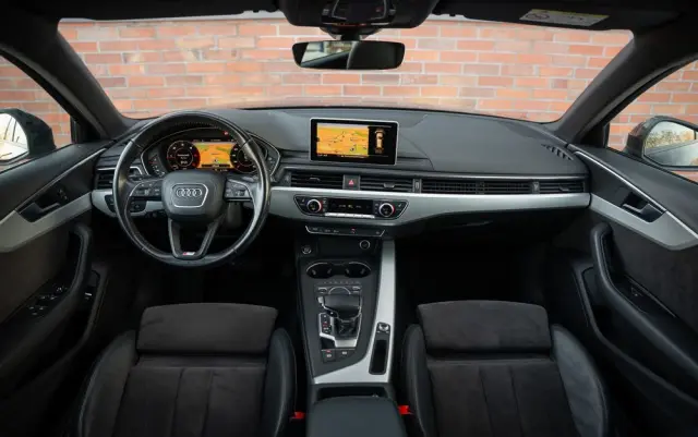 AUDI A4 Avant 2.0 TDI ultra S tronic sport