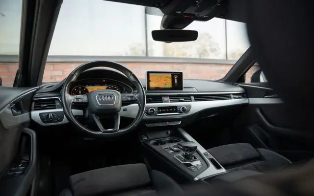 AUDI A4 Avant 2.0 TDI ultra S tronic sport