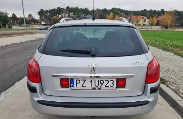 PEUGEOT 407 1.8 i 16V (116 KM)