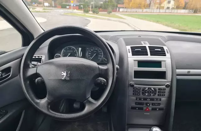 PEUGEOT 407 1.8 i 16V (116 KM)